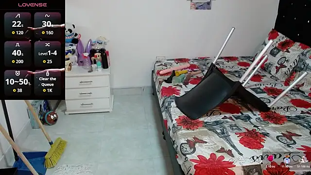 soniafuckboobs online show from June 10, 12:15 pm
