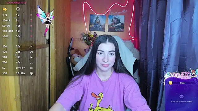 Fiery Brunette  online show from January 26, 8:57 am