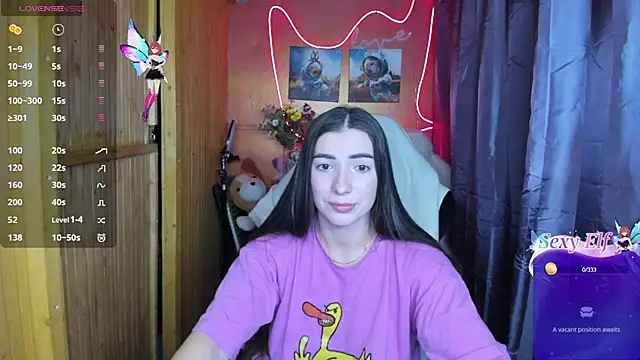 Fiery Brunette  online show from January 27, 5:26 pm