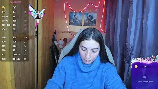 Fiery Brunette  online show from February 4, 8:35 am