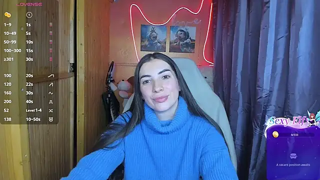 Fiery Brunette  online show from February 6, 11:43 am