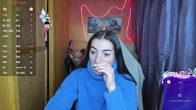 Fiery Brunette  online show from February 21, 2:17 am