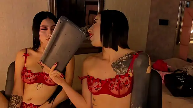 catalina  23 online show from February 26, 11:04 pm