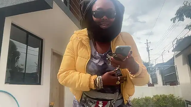 ChocolateCakeQueen online show from October 30, 7:25 pm