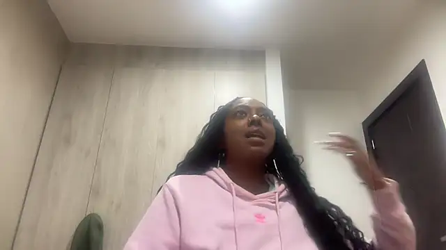 ChocolateCakeQueen online show from March 9, 1:20 am