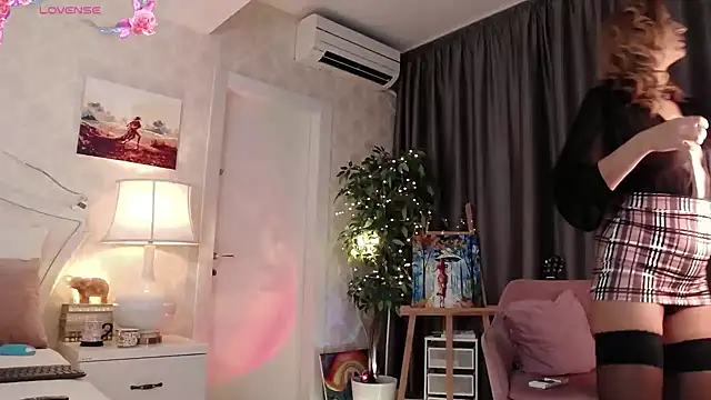 IreneHope online show from September 26, 7:01 am