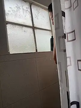 hannahb-e online show from March 13, 4:24 pm