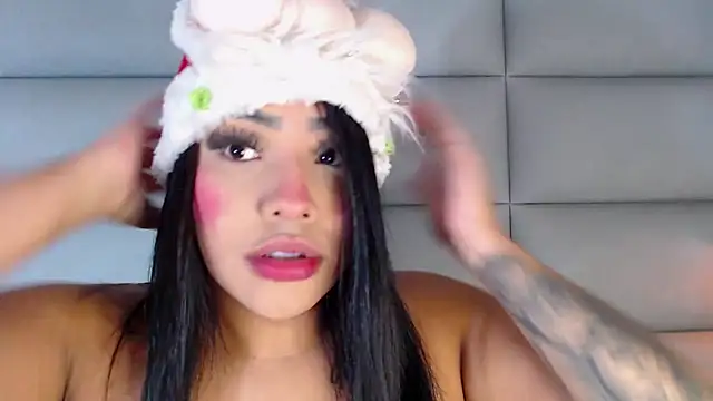 emily brontee  online show from December 10, 11:54 am