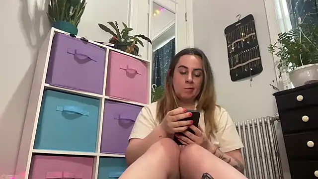 Babydoll13 online show from March 8, 6:55 pm