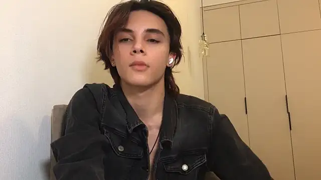 k0sta  online show from December 30, 5:34 pm