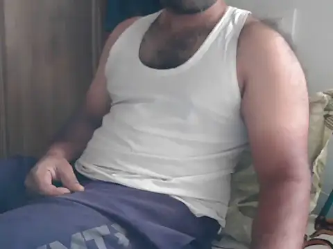 Snapshot of Tamil_Boy28 chatting on May 3, 10:21 am Tamil Boy28 online show from May 3, 10:21 am