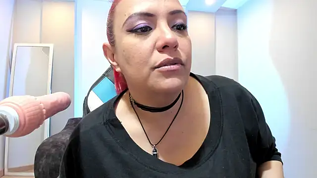 Sammy owens  online show from January 15, 12:10 pm