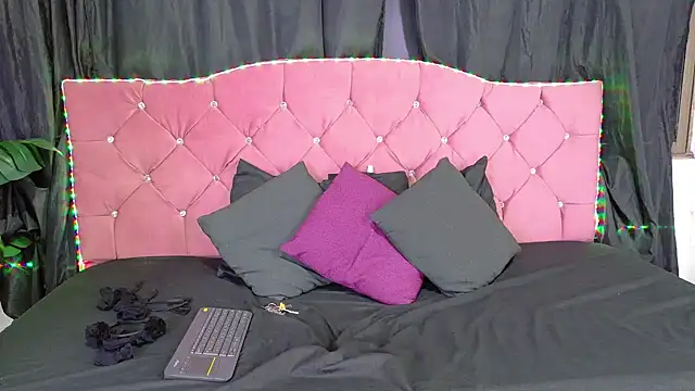 Cataleya divine online show from March 12, 12:11 pm