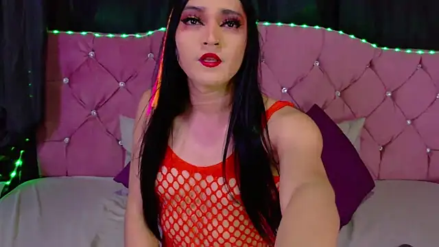 Snapshot of Cataleya_divine chatting on June 5, 12:22 pm Cataleya divine online show from June 5, 12:22 pm