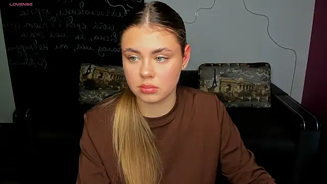 IsabellaBler online show from November 25, 1:11 pm