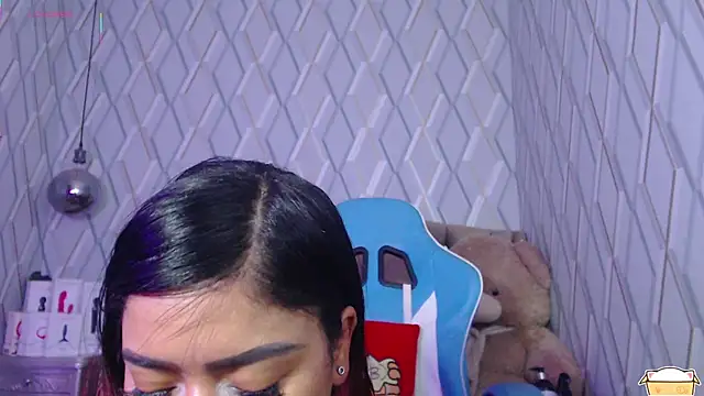 Snapshot of NicolleTaylor chatting on February 11, 10:48 am NicolleTaylor online show from February 11, 10:48 am