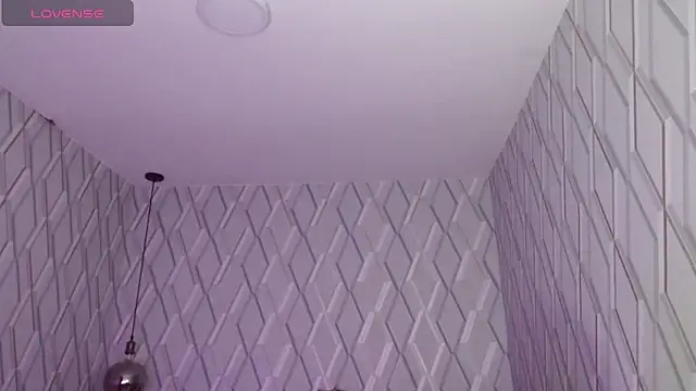 Snapshot of NicolleTaylor chatting on February 26, 1:32 am NicolleTaylor online show from February 26, 1:32 am