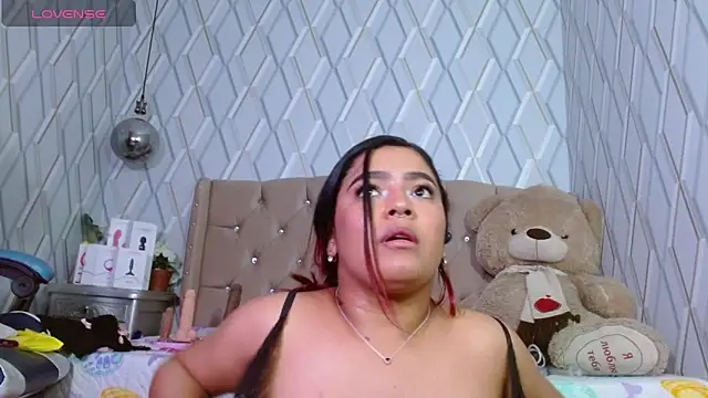 Snapshot of NicolleTaylor chatting on February 28, 7:26 am NicolleTaylor online show from February 28, 7:26 am