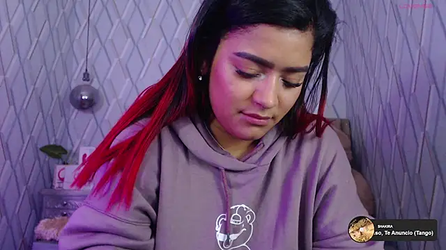 Snapshot of NicolleTaylor chatting on March 11, 8:20 am NicolleTaylor online show from March 11, 8:20 am