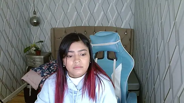 Snapshot of NicolleTaylor chatting on March 23, 2:37 am NicolleTaylor online show from March 23, 2:37 am