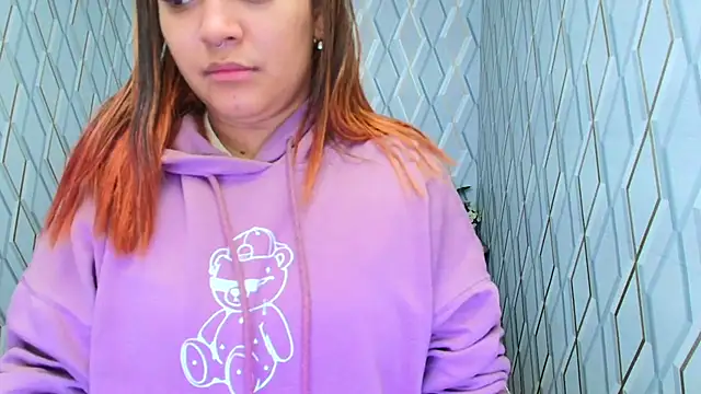 Snapshot of NicolleTaylor chatting on October 23, 4:01 am NicolleTaylor online show from October 23, 4:01 am