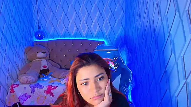 Snapshot of NicolleTaylor chatting on November 10, 3:38 am NicolleTaylor online show from November 10, 3:38 am