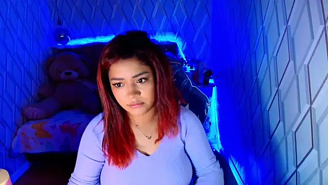 Snapshot of NicolleTaylor chatting on December 1, 4:06 am NicolleTaylor online show from December 1, 4:06 am