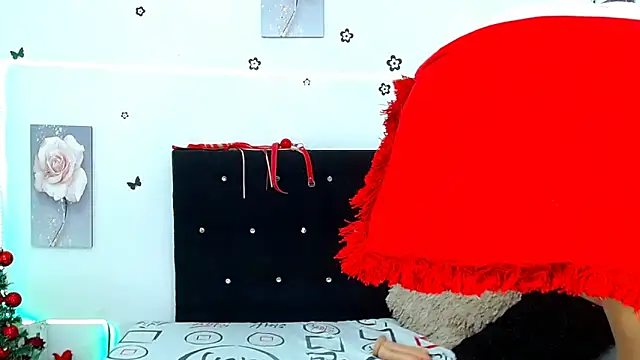 Snapshot of AngeDrty chatting on December 15, 12:51 am AngeDrty online show from December 15, 12:51 am