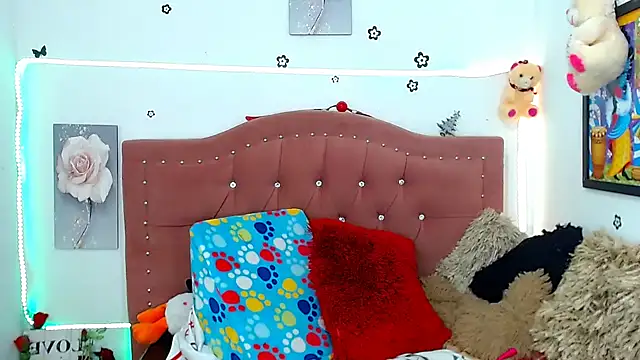 Snapshot of AngeDrty chatting on January 7, 4:48 pm AngeDrty online show from January 7, 4:48 pm