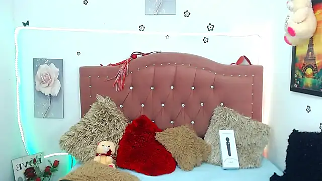 Snapshot of AngeDrty chatting on March 12, 9:03 pm AngeDrty online show from March 12, 9:03 pm