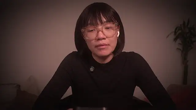 Snapshot of meganmei666 chatting on November 18, 2:39 am meganmei666 online show from November 18, 2:39 am