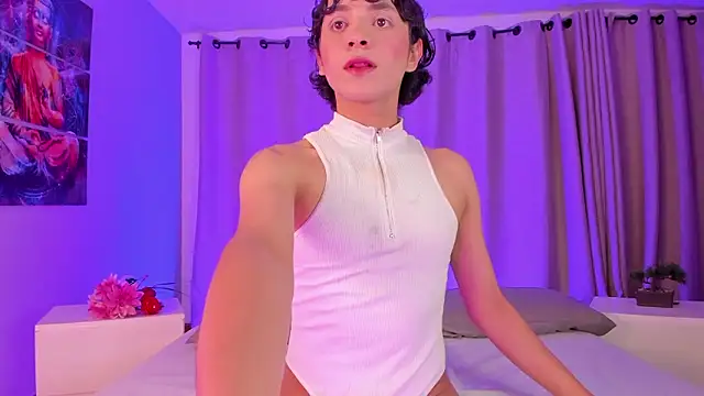 Brann tadzio online show from March 2, 5:08 am