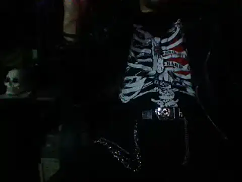 Snapshot of mrdemoncrowly chatting on November 2, 2:47 am mrdemoncrowly online show from November 2, 2:47 am