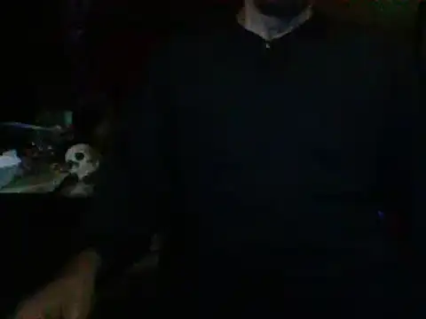 Snapshot of mrdemoncrowly chatting on December 5, 3:59 am mrdemoncrowly online show from December 5, 3:59 am