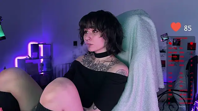 deadlysweet online show from February 21, 11:10 pm