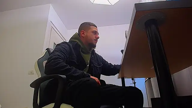 JoshKnights online show from October 3, 5:04 am