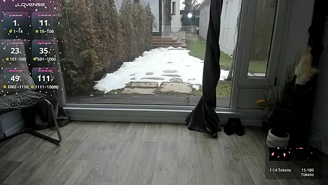 Selena Reeves online show from February 28, 7:05 am