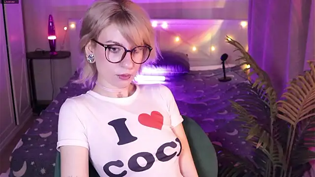  Moonlight t online show from March 19, 8:07 am