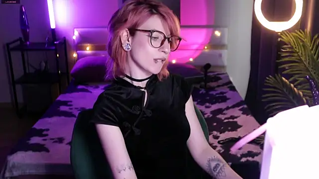 Snapshot of _Moonlight_t chatting on May 16, 6:43 am Moonlight t online show from May 16, 6:43 am