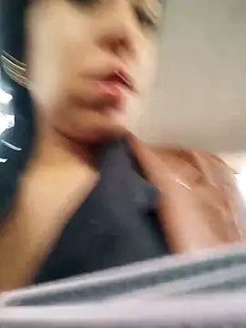 Emily Wane online show from April 14, 4:13 pm