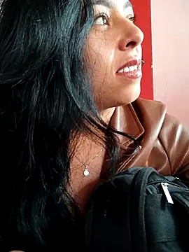 Emily Wane online show from April 19, 5:01 pm