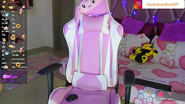 CharlotteMillers online show from February 19, 12:33 pm