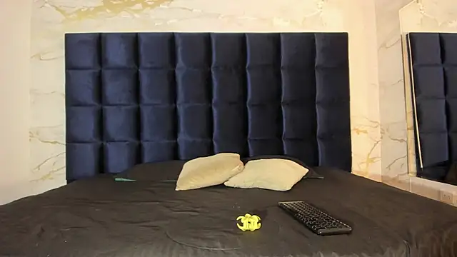 EVELIN MASON online show from September 11, 7:36 pm