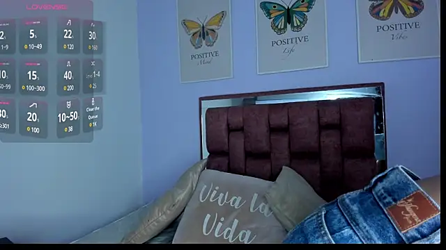 amysc online show from February 11, 9:25 pm