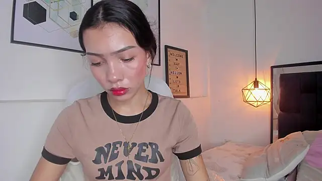 amysc online show from October 9, 1:42 pm