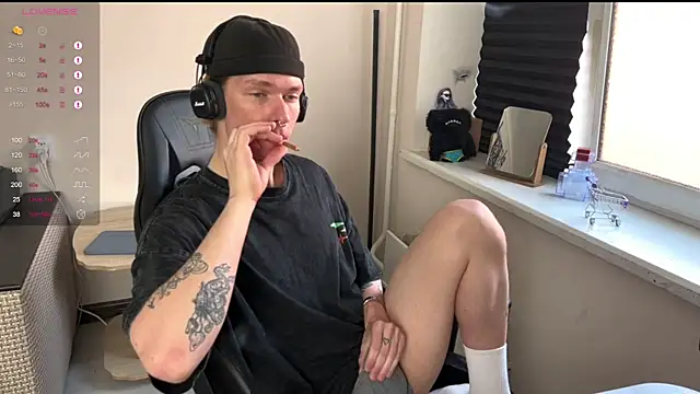 carthylovvve online show from April 20, 3:26 pm