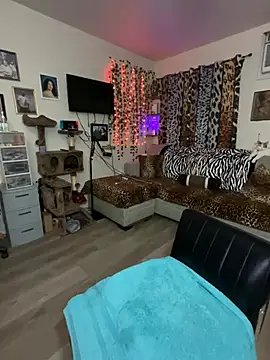 fatfabulous1981 online show from January 24, 2:07 am