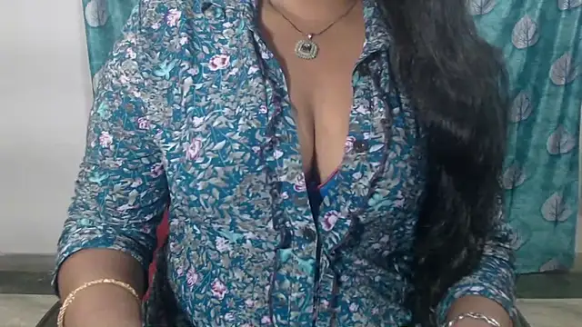 Sophia your online show from April 20, 4:26 am