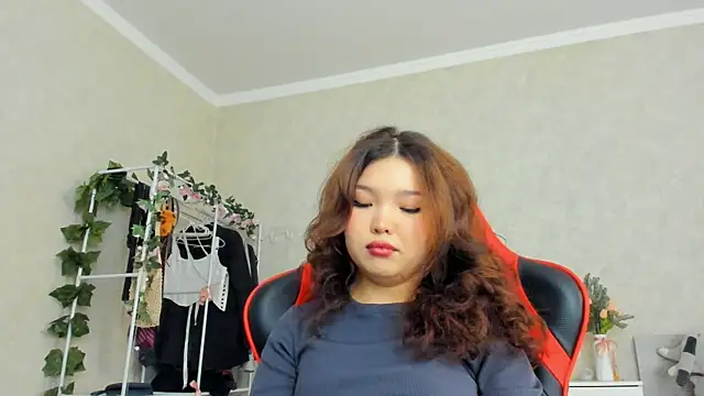 wastforu online show from February 12, 7:55 am