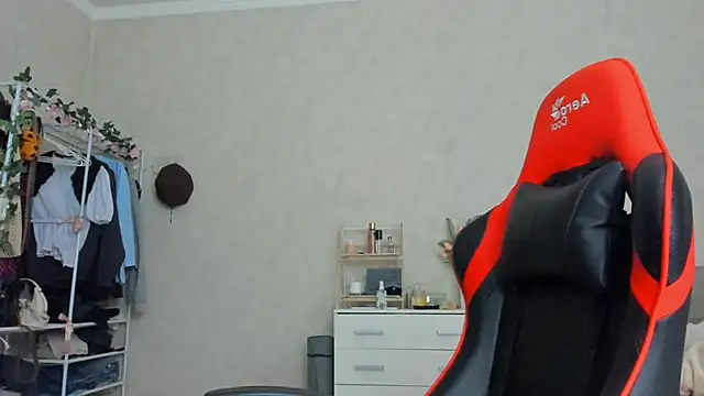 wastforu online show from February 26, 1:19 pm